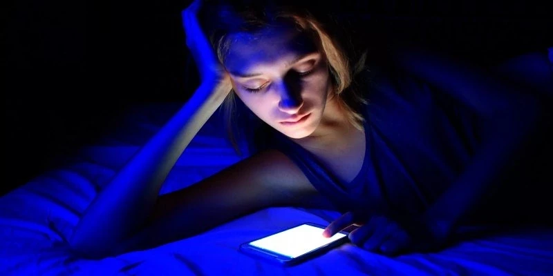 15-21 - Неделя профилактики против зависимости от гаджетов

📱Синий свет от гаджетов ускоряет процес