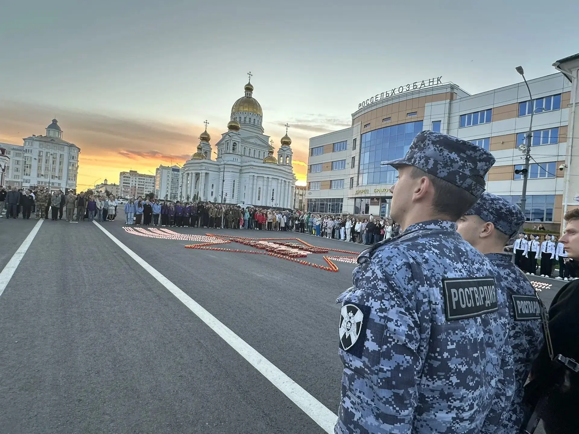 Память, которая объединяет: росгвардейцы почтили подвиг предков

➡️В День памяти и скорби военнослуж