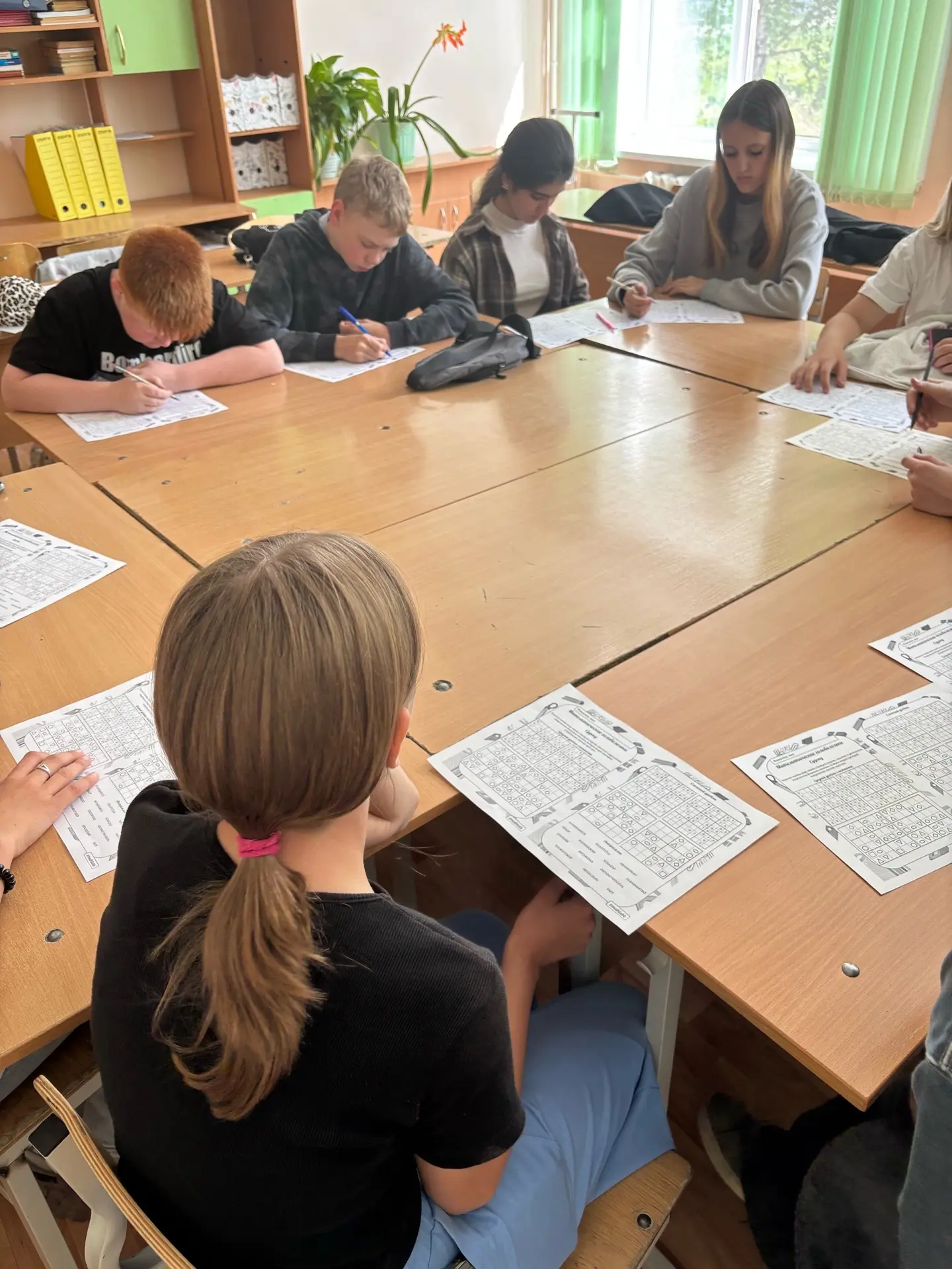 🌱 Сегодня, 1 июня, для наших гимназистов распахнул двери профильный лагерь "Росток". В его составе 