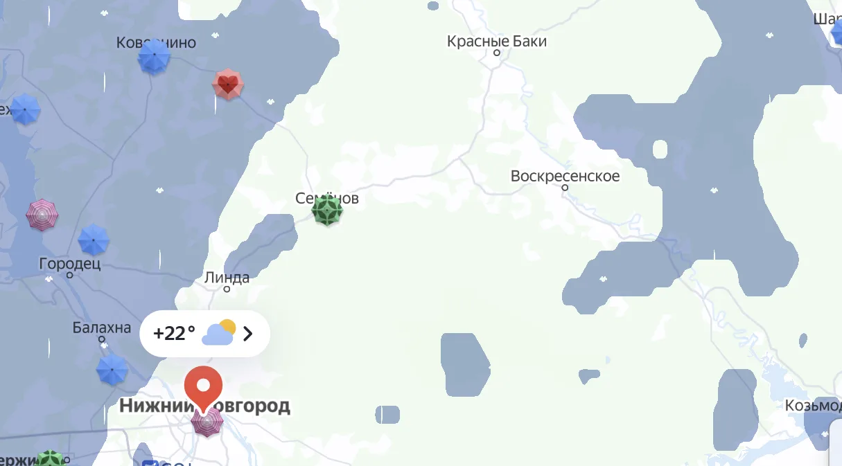 Дождевая тучка скоро поглотит Воскресенское☔️ Непогода окружает Нижний со всех сторон.