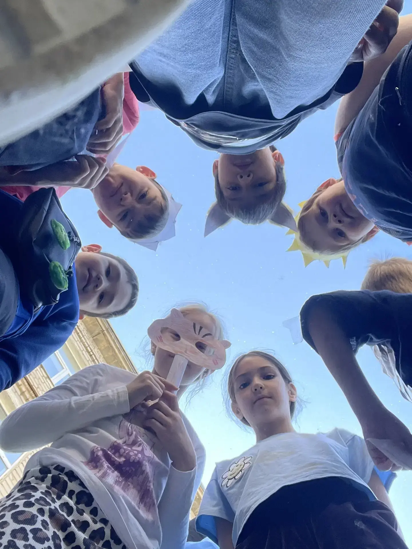 День шестой в "Артеке по-пермски" – настоящий праздник для ума и души! 🎉

Сегодня наши ребята окуну