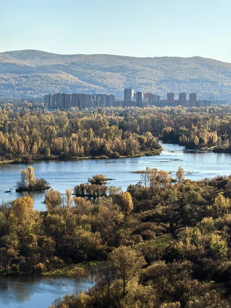 Наш подписчик поделился фото осеннего города 😍
