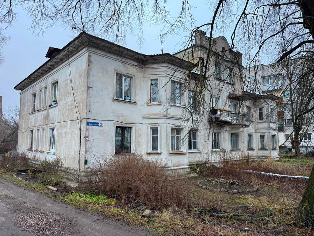 🔥 Снижение цен - 350 000 рублей ⬇️
Новая цена 🔻800 000 рублей.

Продаю комнату в 3-х комн. квартир