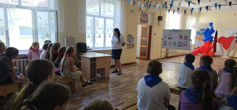 С целью профилактики в молодежной среде, ПДД и антитеррора, совершаемых несовершеннолетними, 16.06.2