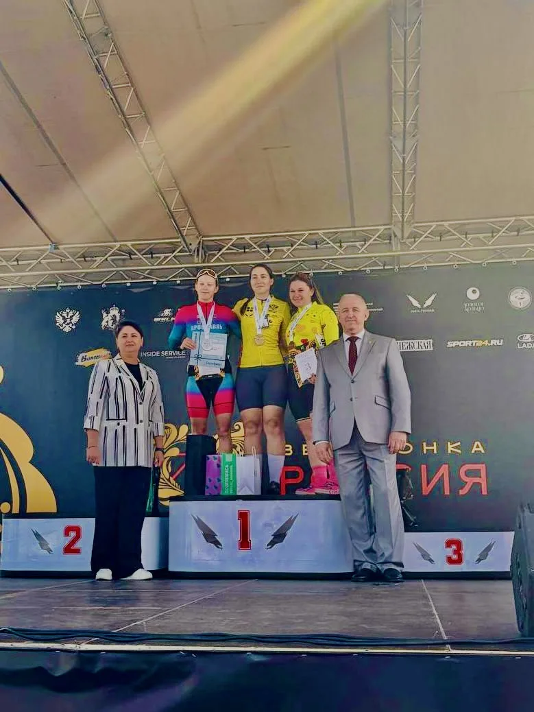 🚴‍♂️💥 Ярославль, ты был великолепен! Третий этап любительской велогонки «Россия» прогремел на бере