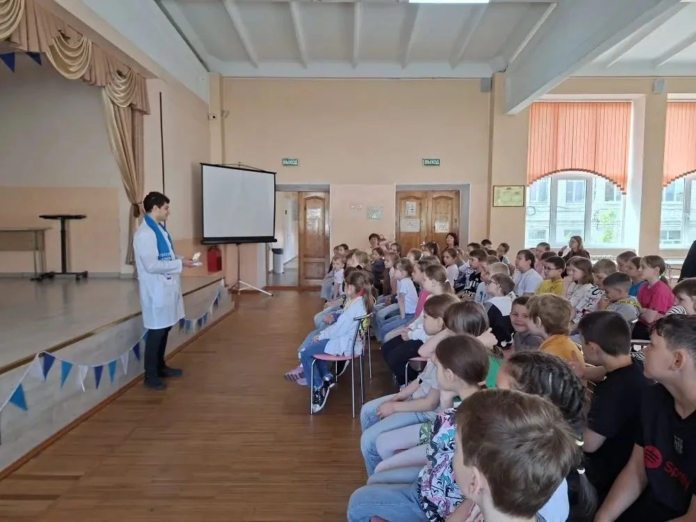 Нашу больницу часто воспринимают только как место, куда приходят, когда уже заболел. Но мы ещё и бол