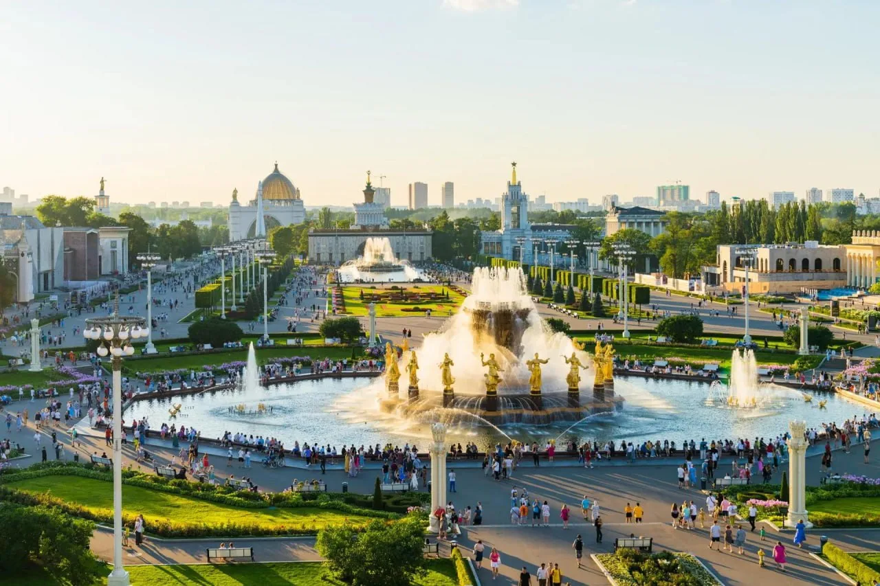 🏰 Путешествие по историческим эпохам на ВДНХ в День города