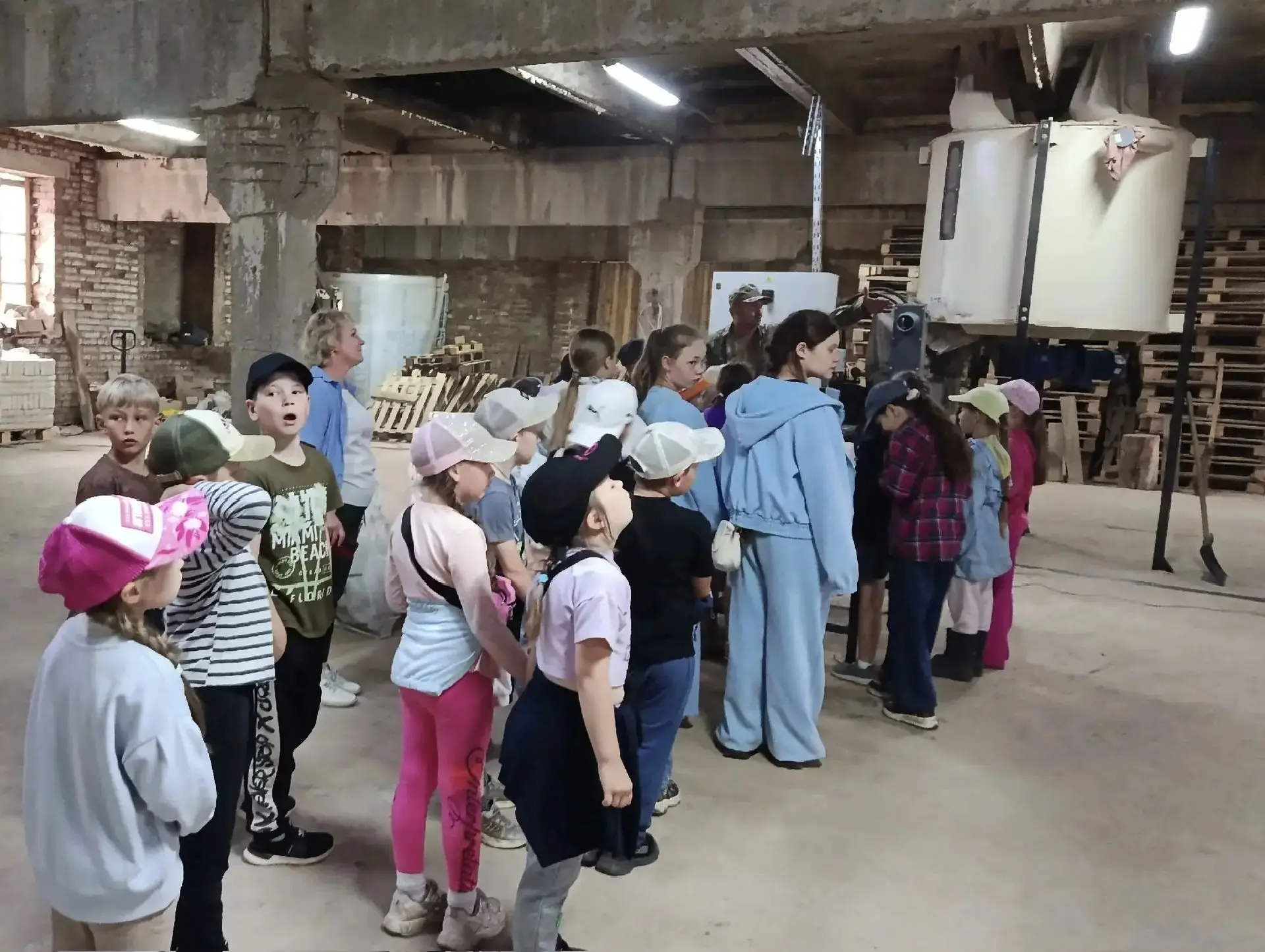 Летние каникулы с пользой! 

 👫 Ребята из нашего летнего лагеря получили уникальную возможность узн