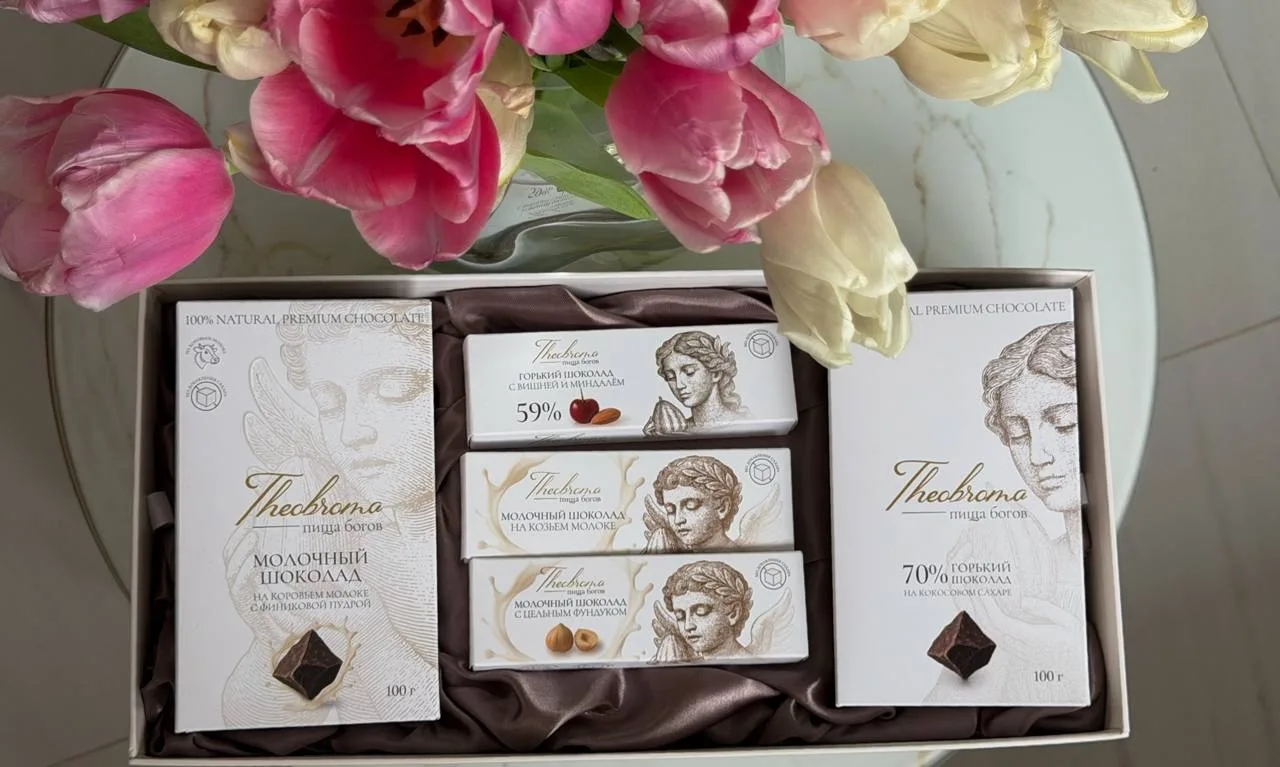 — наконец-то познакомилась с Theobroma [«Пища богов»]🍫