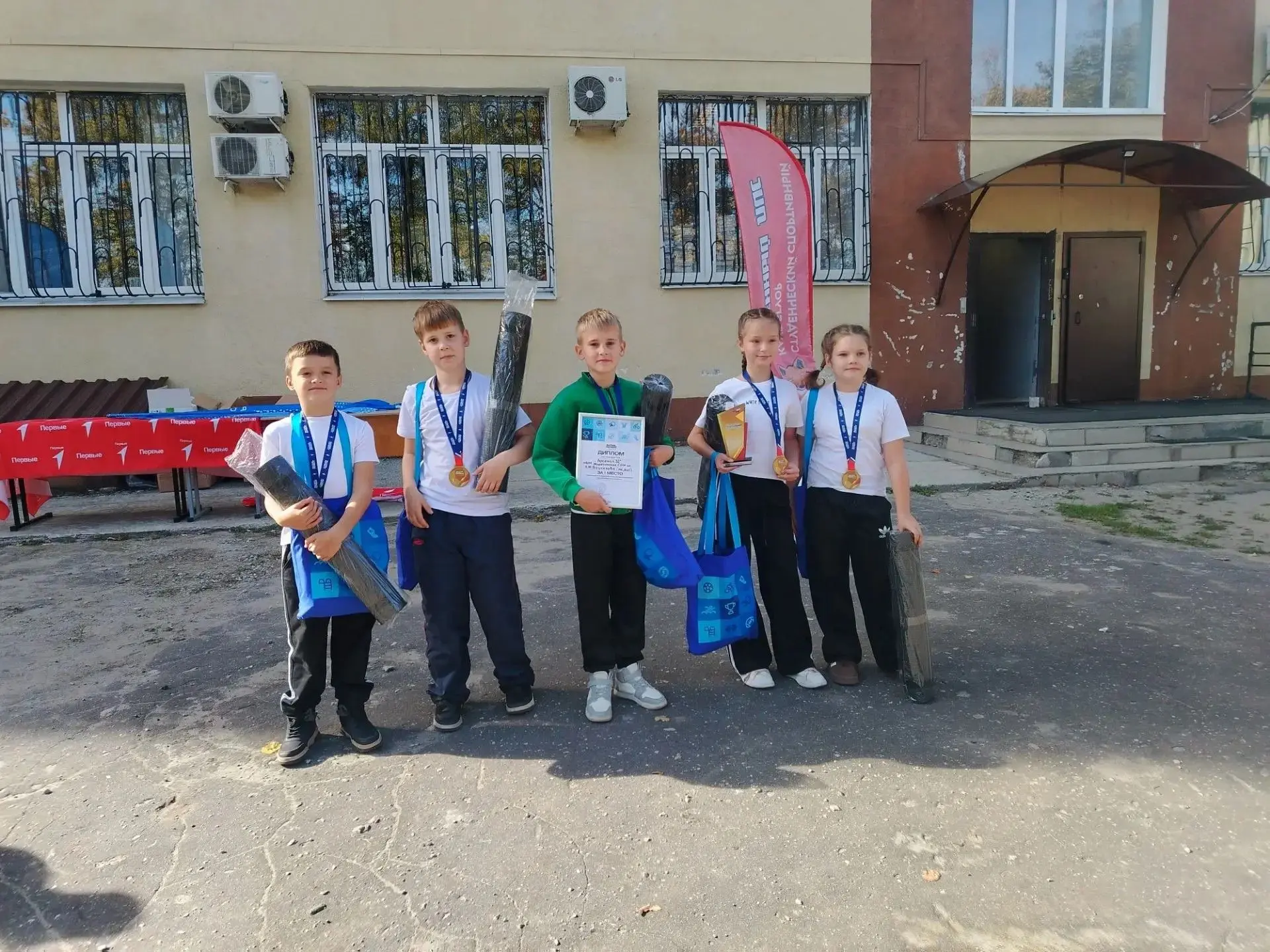 🏆 «ВЫЗОВ ПЕРВЫХ»: НАШИ РЕБЯТА — ГОРДОСТЬ ЖИРЯТИНСКОЙ ШКОЛЫ! 🏆
