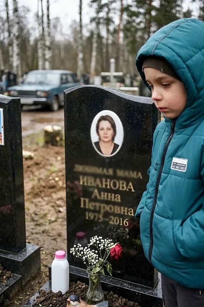 Детдомовец тайком убегал на могилу к маме. Однажды ночью он спрятался там от всех и уви...