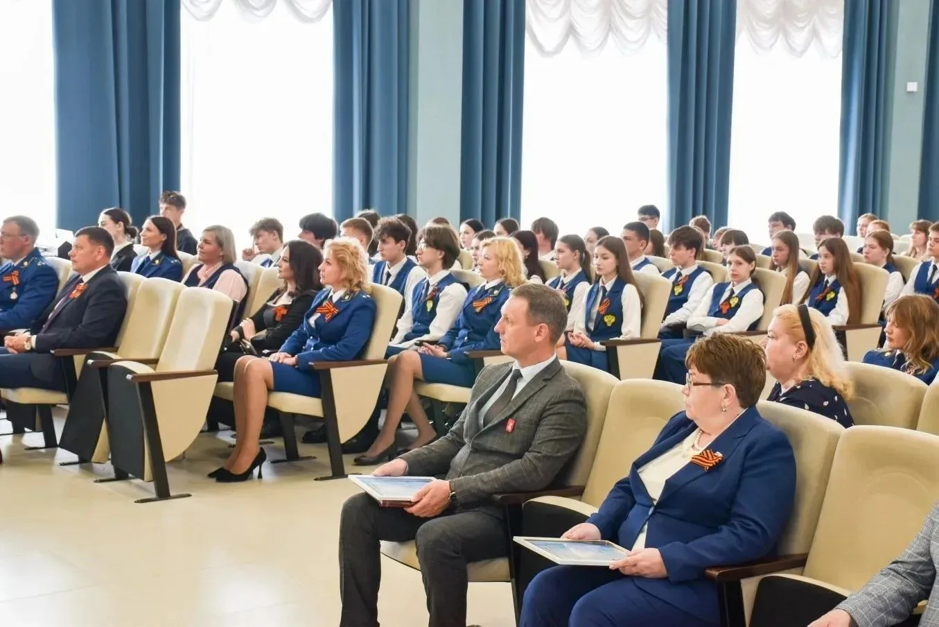 🎓Выпускники «Прокурорских классов» получили свидетельства о присвоении первой рабочей профессии ⁣ Ор