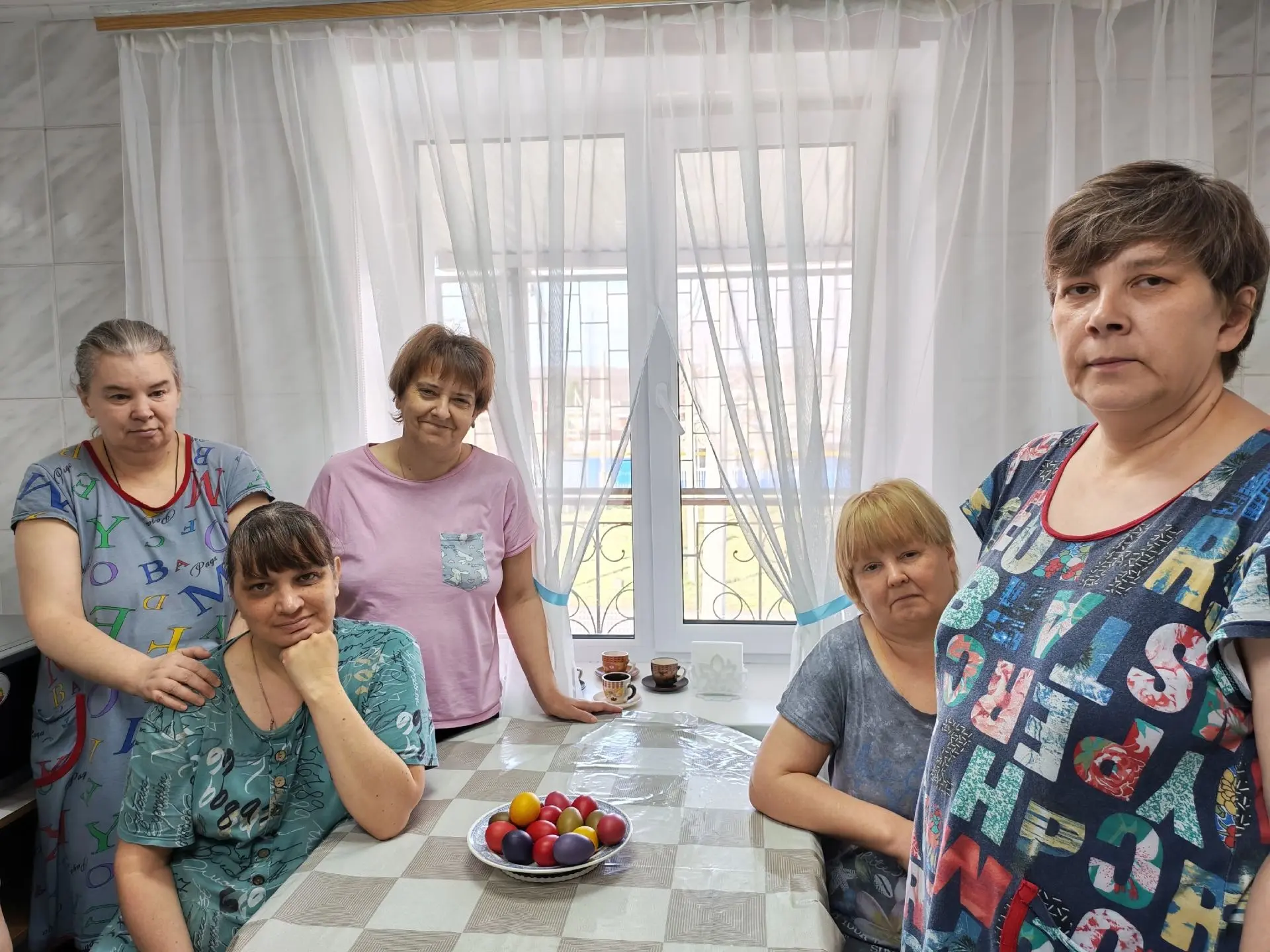 В "Доме социального обслуживания "Алексеевский" идет подготовка к Светлой Пасхе. В пред...