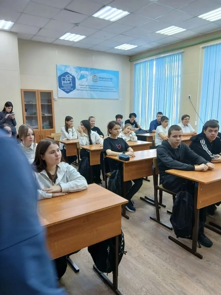ТЫ В ХОРОШЕЙ КОМПАНИИ!   Медиацентр "Студент говорит" и амбассадоры Профессионалитета сообщают!  Еже