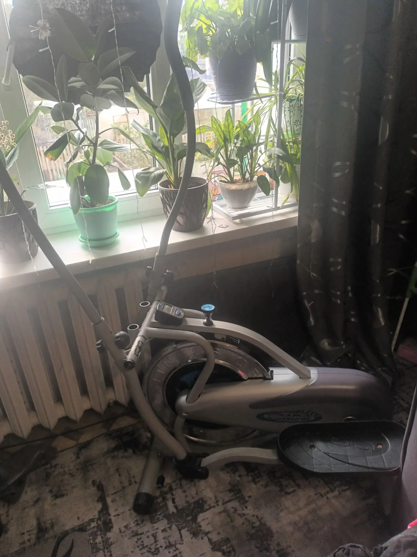 Продам,цена 5500.писать в макс