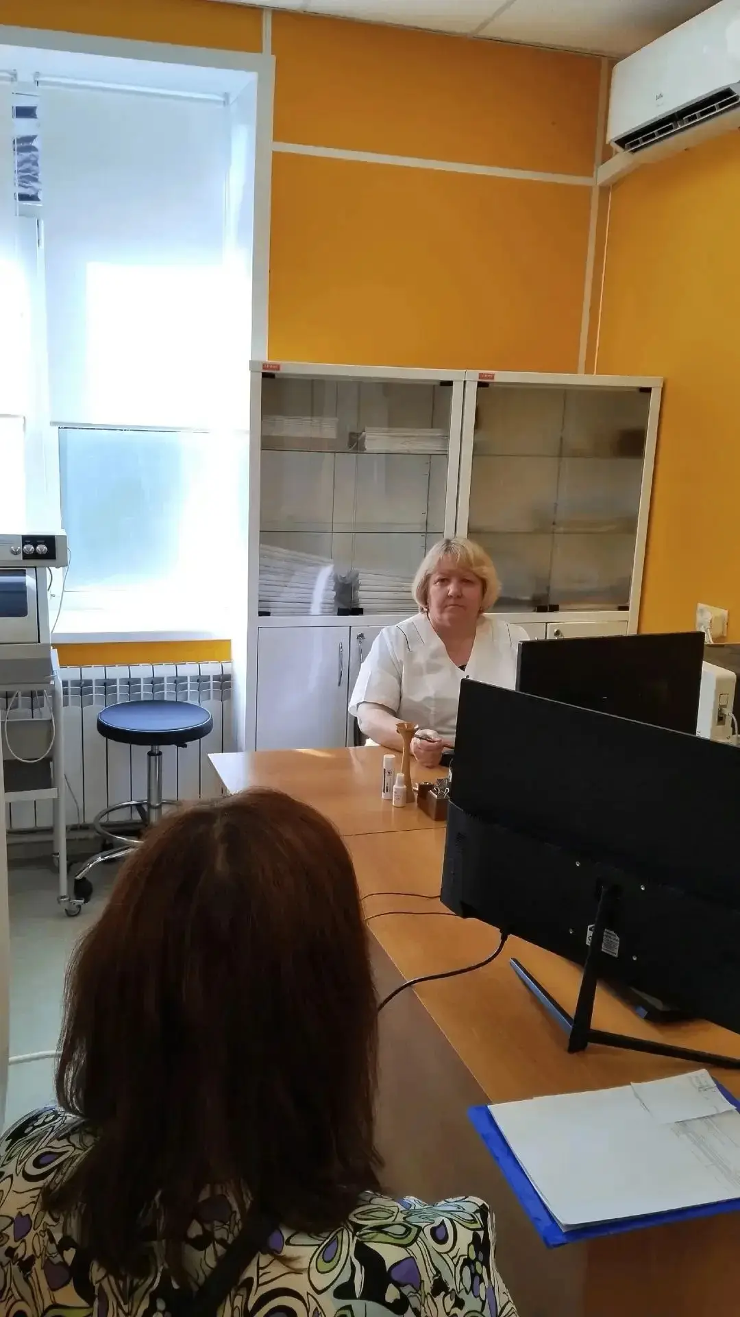 В Хохольском районе у 50-летней женщины во время диспансеризации выявили начальную стадию рака
 
➡️В