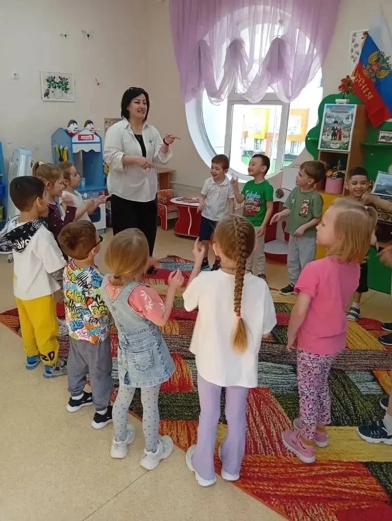 В дошкольном отделении «Улыбка» Видновской гимназии 22 апреля прошёл День открытых дверей для родите
