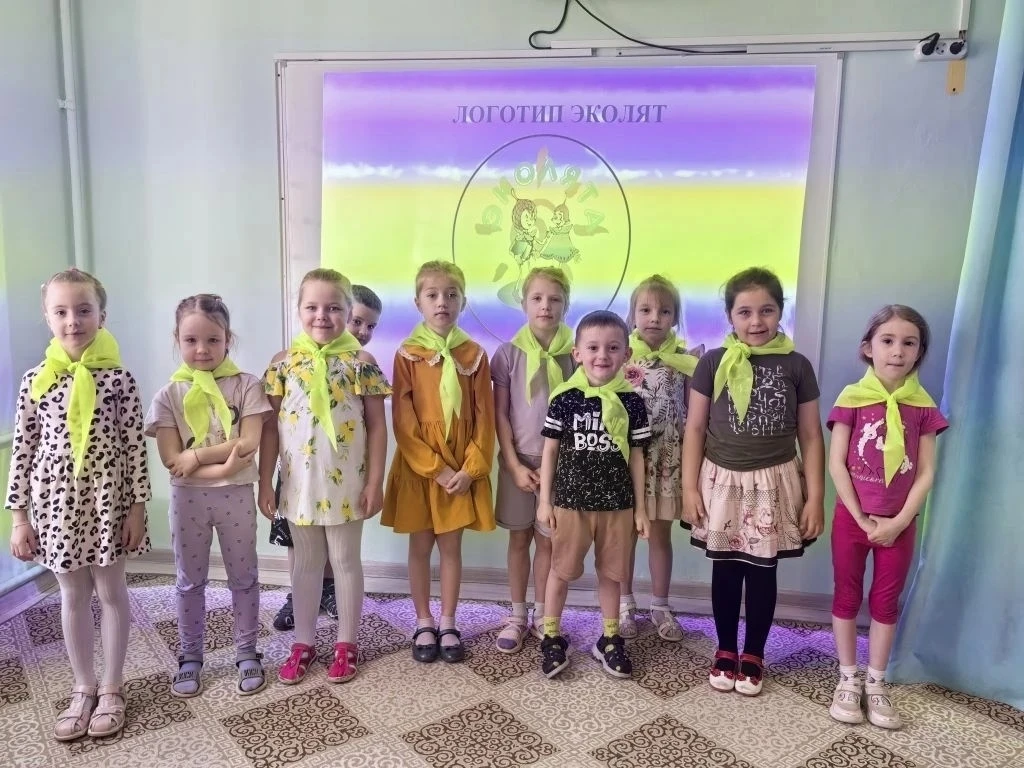 ➡ ЭКОЛОГИЯ - ДЕЛО КАЖДОГО  🌍 В преддверии Всероссийского «Дня эколят» в группе №11 дошкольного отдел
