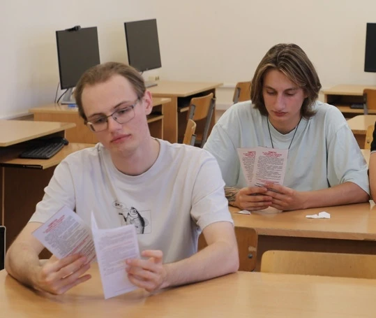 🎓 Студенты НТИ (филиал) СКФУ провели акцию по распространению антитеррористических мат...