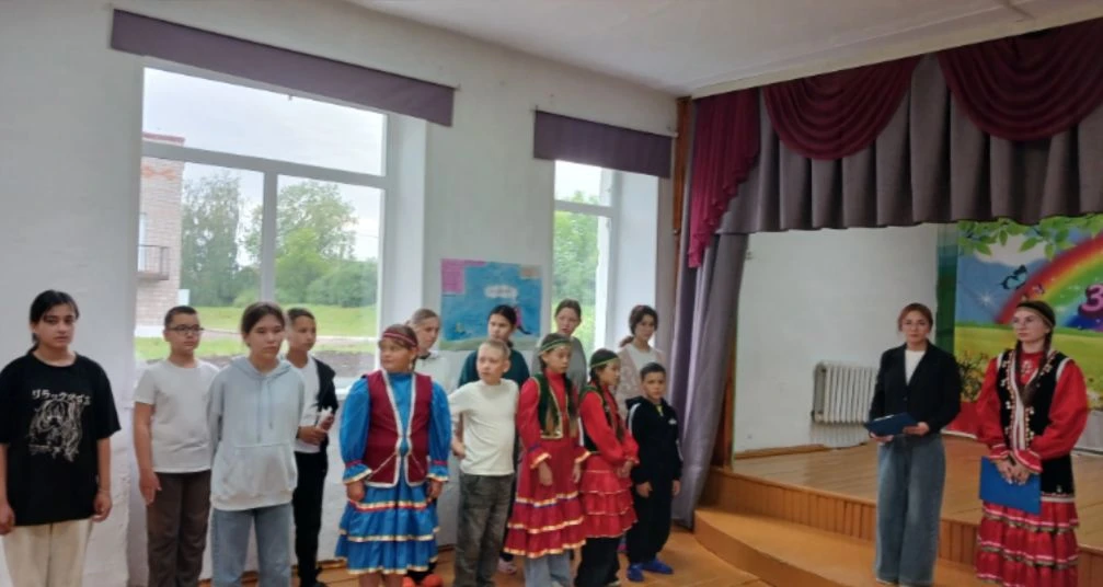4 июня в нашей школе состоялось  торжественное открытие летних лагерей! Мы рады приветствовать ребят