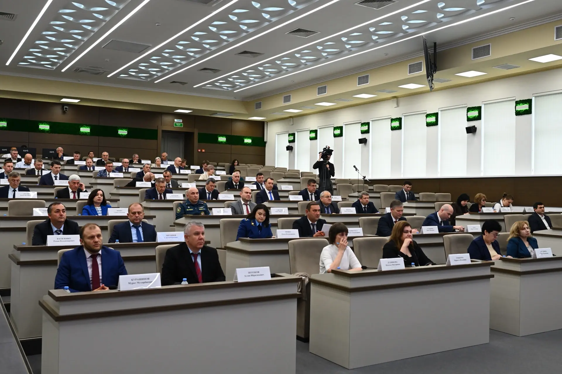 В ходе заседания Кабмина Адыгеи рассмотрели вопросы поддержки мастеров народных художес...