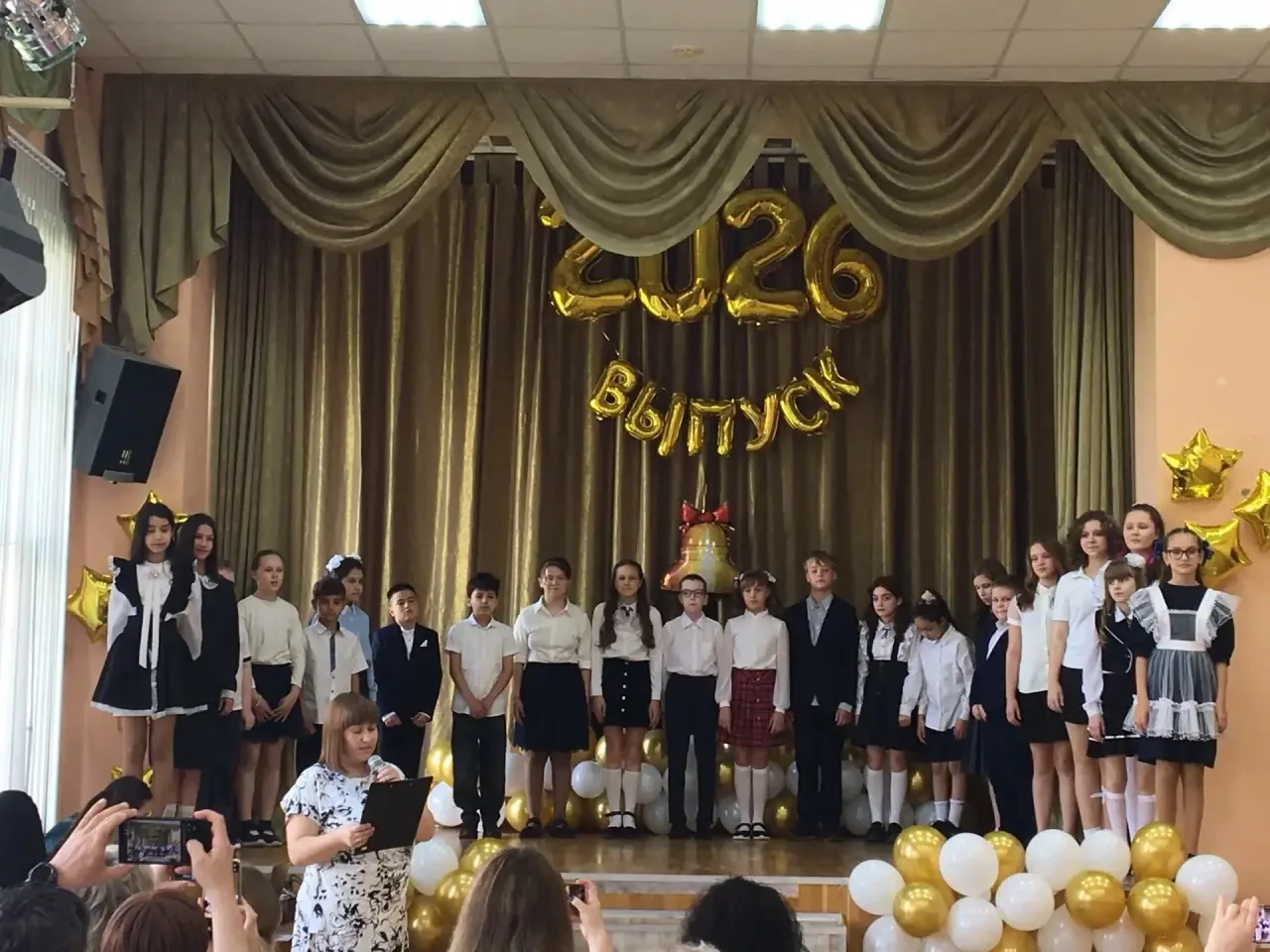 Прощание с начальной школой 🔔    🤩 Дорогие друзья! Сегодня в Марфинской школе особый, трогательный д
