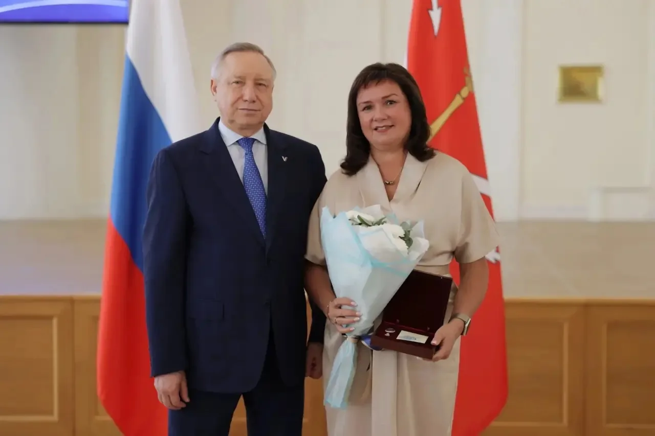 Сегодня мы чествуем тех, кто ежедневно заботится о нашем здоровье, — наших  медиков! Успехи Красносе