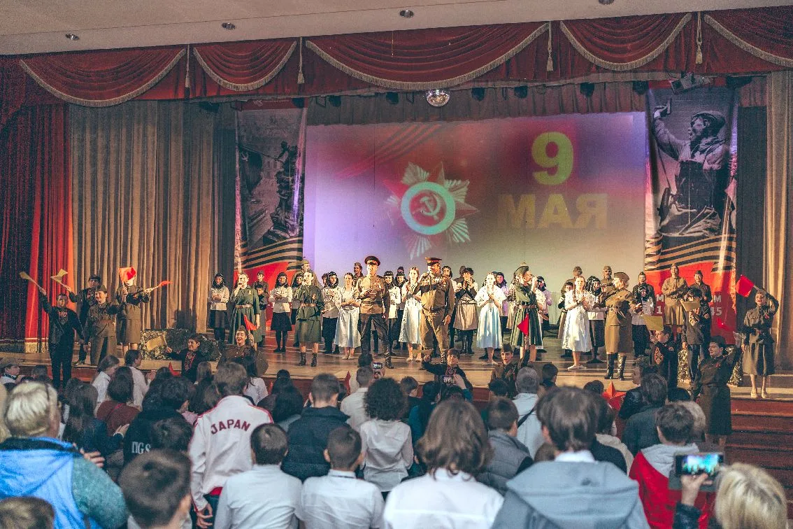 ЖИВАЯ ПАМЯТЬ В СЕРДЦАХ ПОКОЛЕНИЙ!  В рамках ХХХI районного фестиваля народного творчества «Стяг Побе