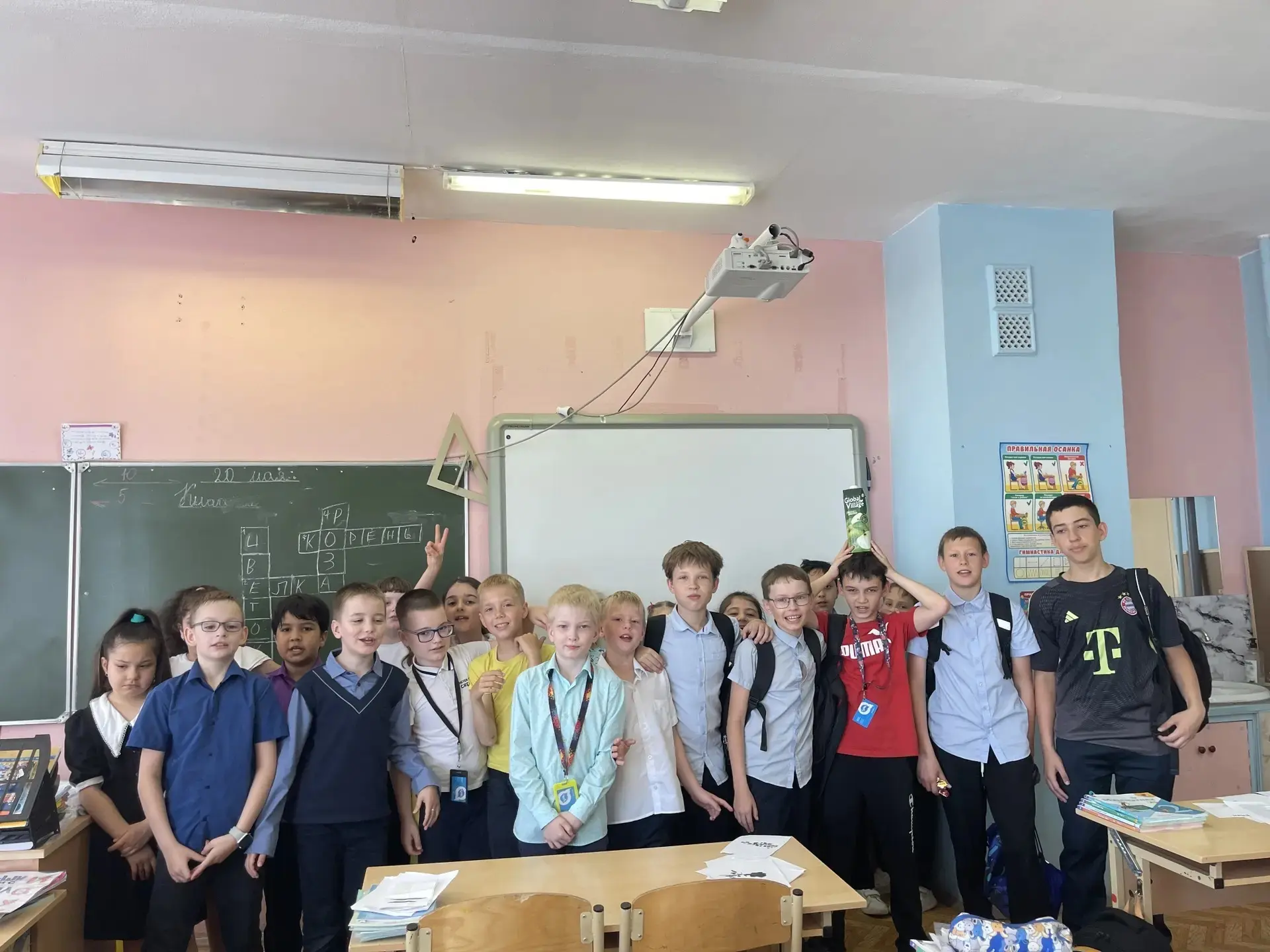 🌿 Друзья! На прошлой неделе в нашей школе царила атмосфера настоящего ботанического пр...