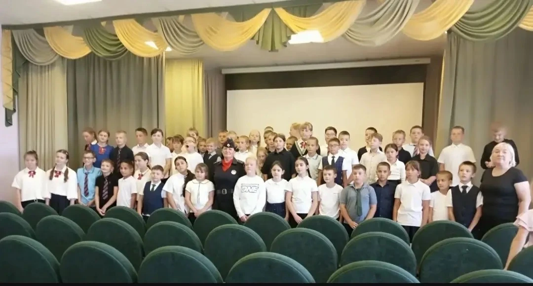 03.09.2026 года  в "День солидарности в борьбе с терроризмом" инспектор ПДН капитан пол...