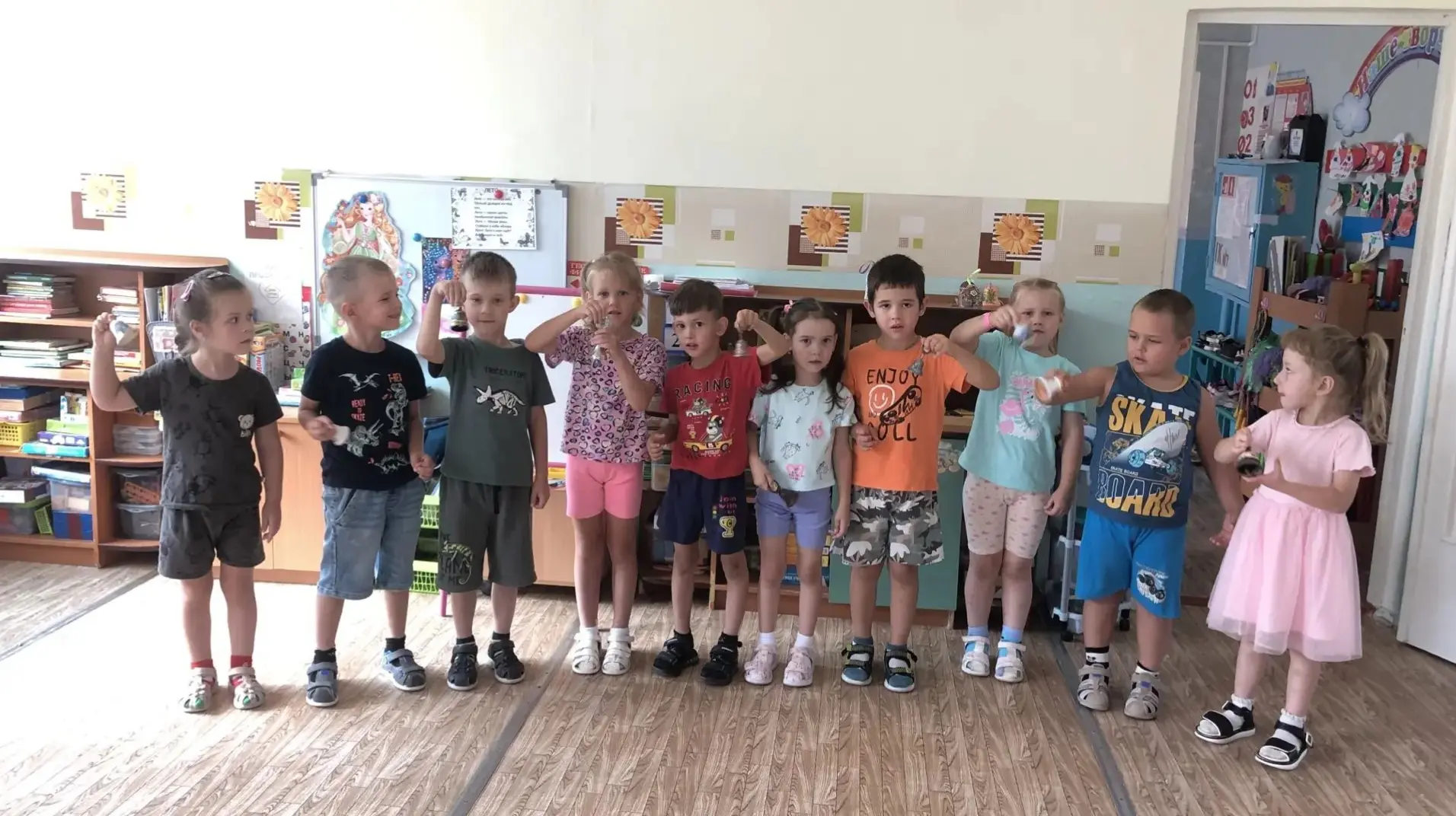 Сегодня день колокольчиков!