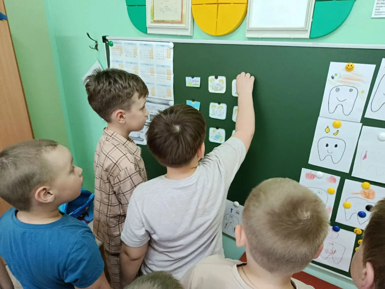 🌸🌻В рамках антинаркотического месячника в течение дня с детьми повторяли важные прави...