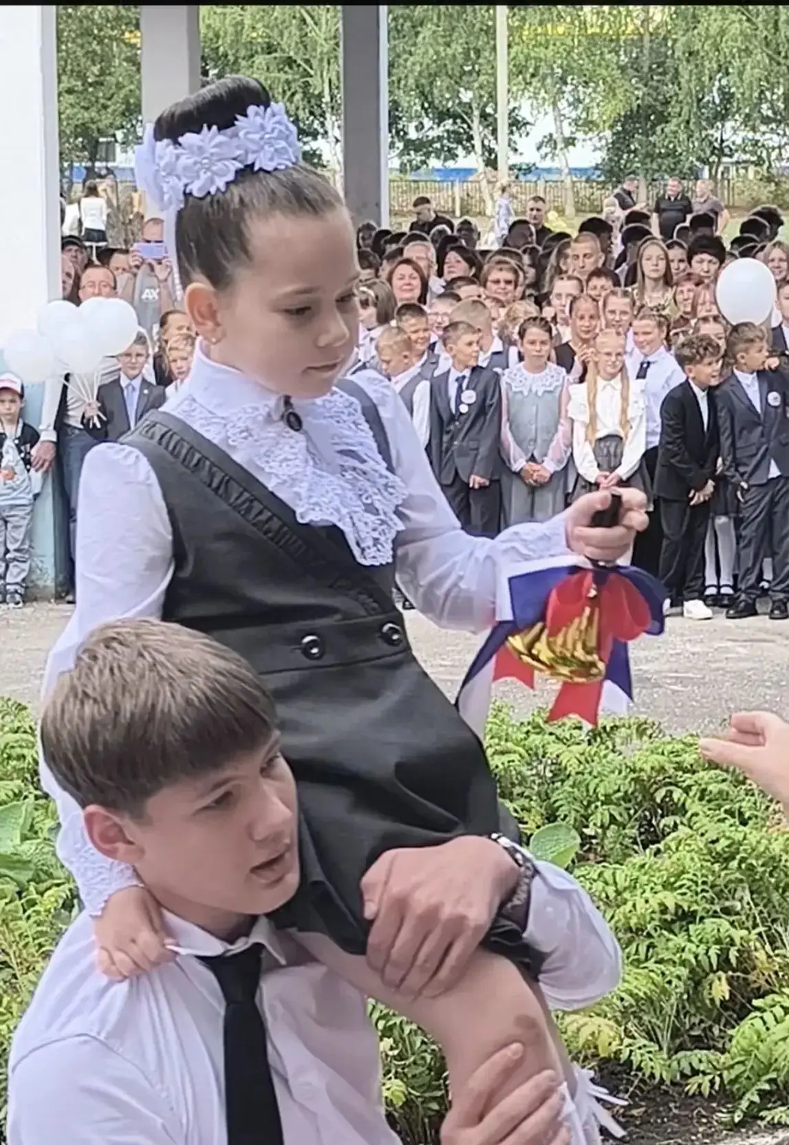 1 сентября — это день «Последнего первого звонка» для  11 классов. Это точка отсчета, з...