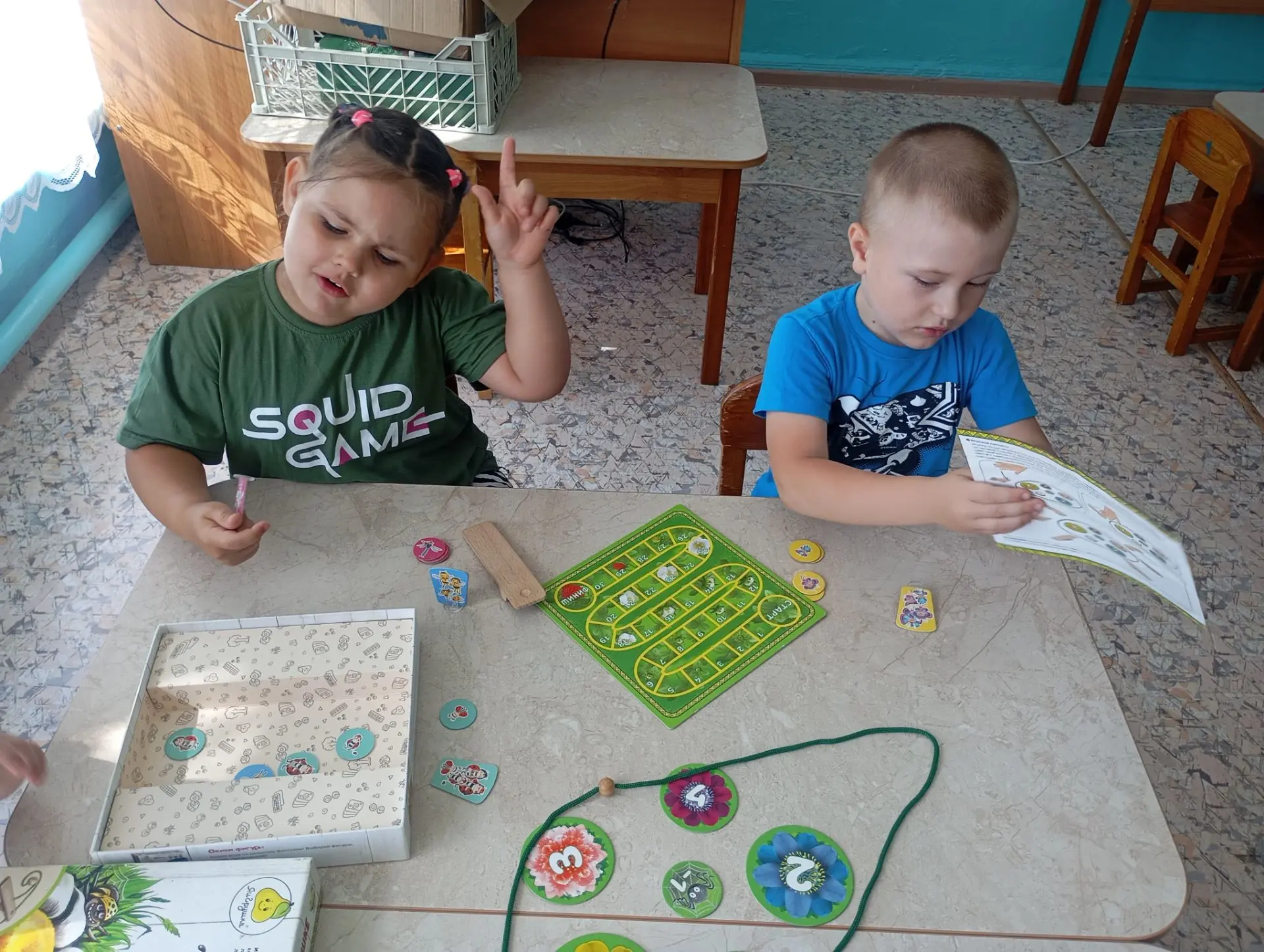 Настольные игры летом: весело, полезно и прохладно! ☀️🎲