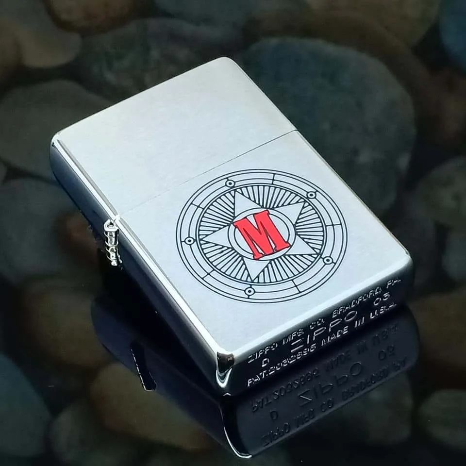 Zippo Marlboro.
