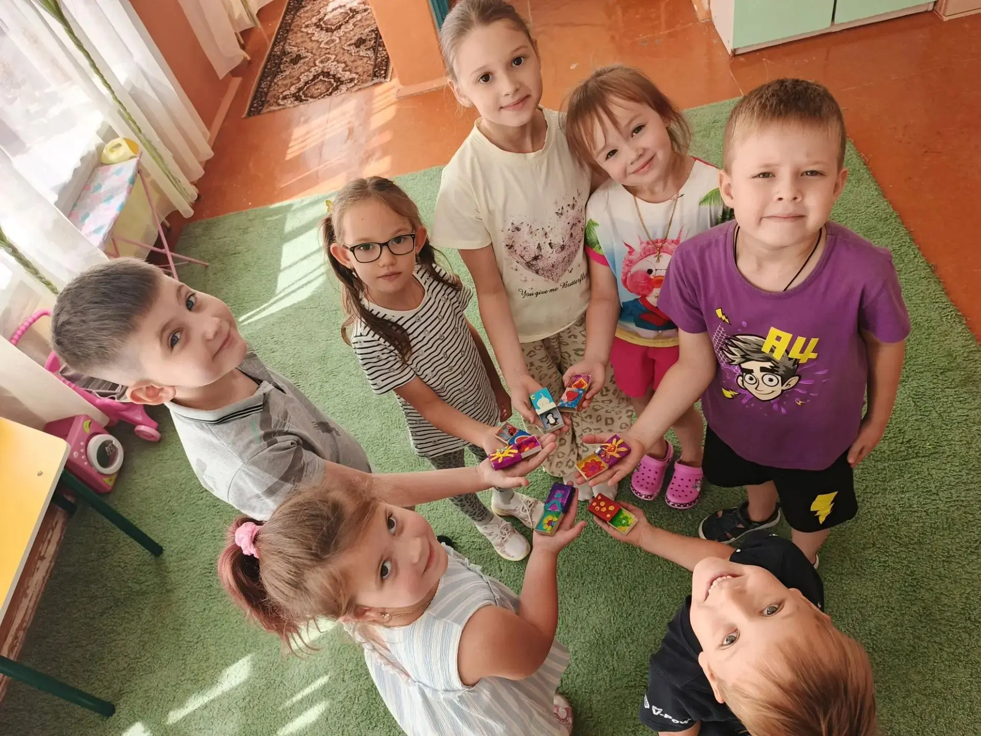 Тайны и сюрпризы: Создаем “Коробочку с сюрпризом” ! 🎁✨