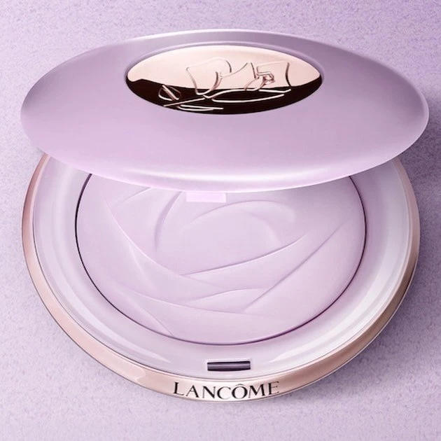 Какая красивенькая пудра от Lancôme в трех оттенках — фиксирует, блюрит поры, выравнива...
