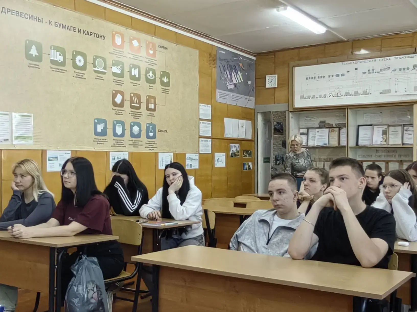 🇷🇺 С Днём России! 🇷🇺

В нашей стране совсем скоро наступит один из самых важных государственных 
