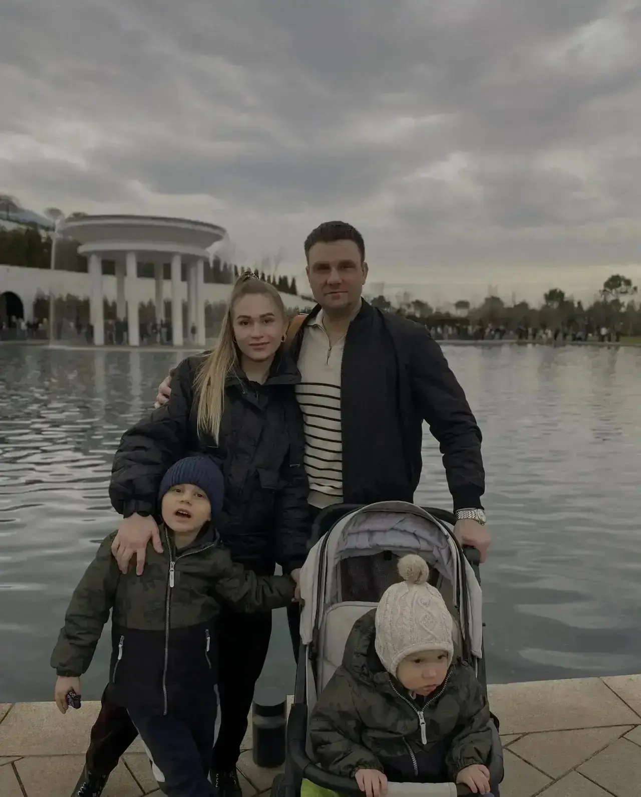 Группа «Ромашки» 🌸 участвует в фоточеллендже «Загляните в семейный альбом».