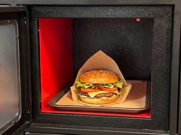 😳 Вкусно и точка теперь ПВЗ