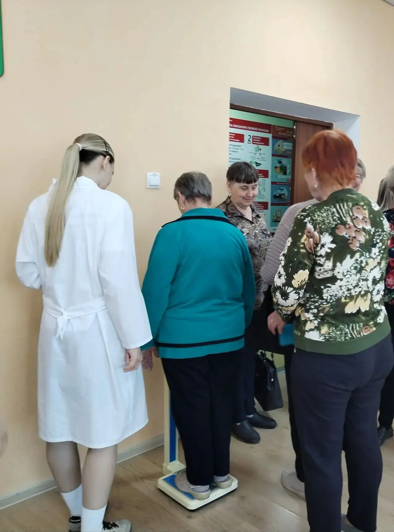🏫 В рамках  регионального проекта «К соседям в гости»  нашу школу сегодня посетила  делегация из Чер