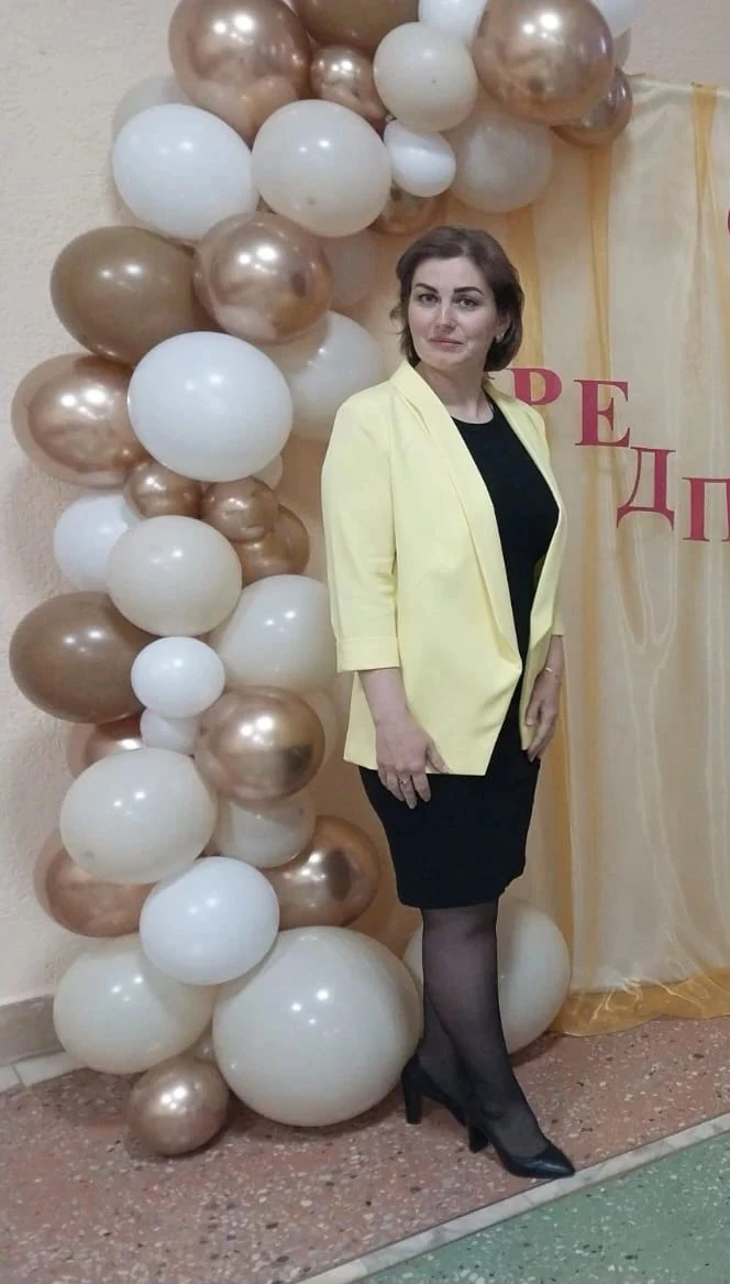 💐 От всей души поздравляем с Днём рождения Ольгу Юрьевну Букову, специалиста по развит...
