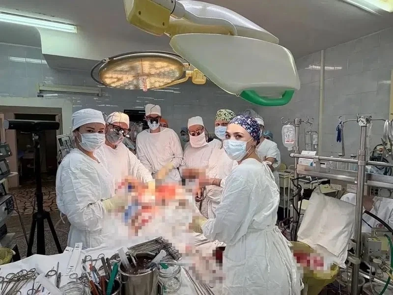 😳 Из-за опухоли тромб поднялся по вене до сердца

В клинике БГМУ впервые в ПФО провели сложную опер