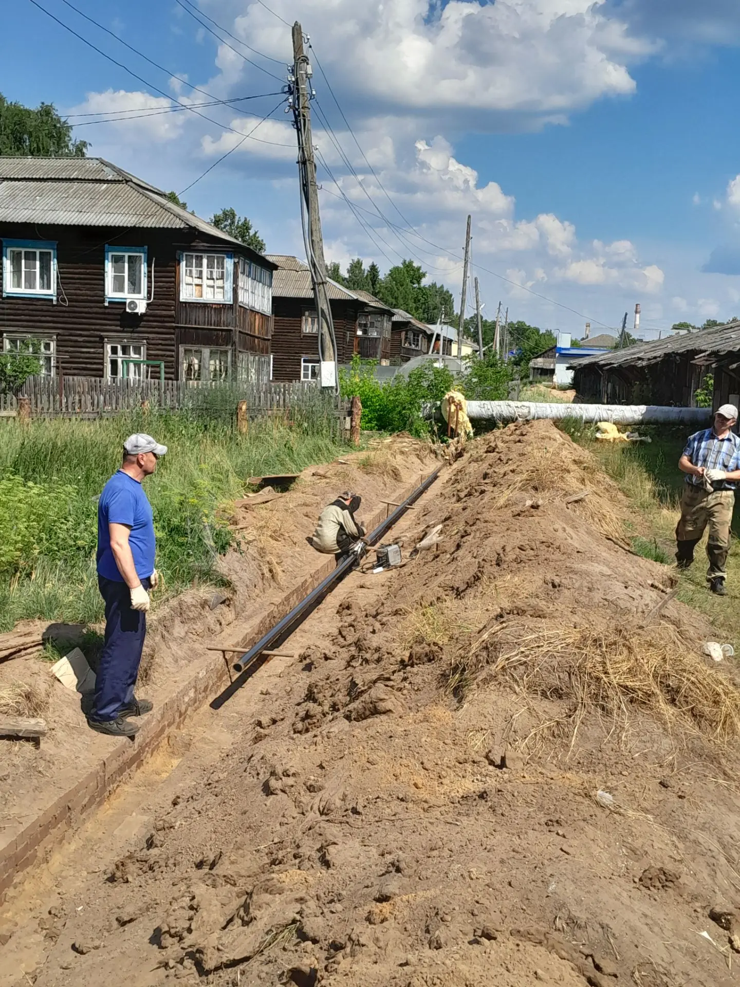 🛠️ МУП «ШОКС»: начали монтаж новой теплотрассы на ул. Кирова, д. 10

Ремонтные работы на объекте пе