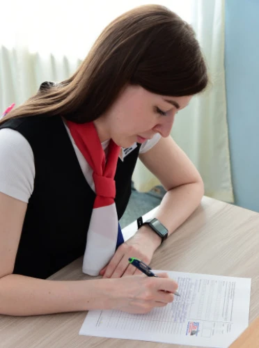 В рамках Года единства народов России 18 марта, в День воссоединения Крыма с Россией, педагоги приня