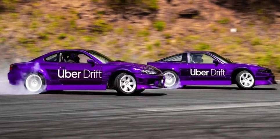 ❗️ Uber в Японии запустил тариф с дрифтом. Через приложение теперь можно заказать поезд...