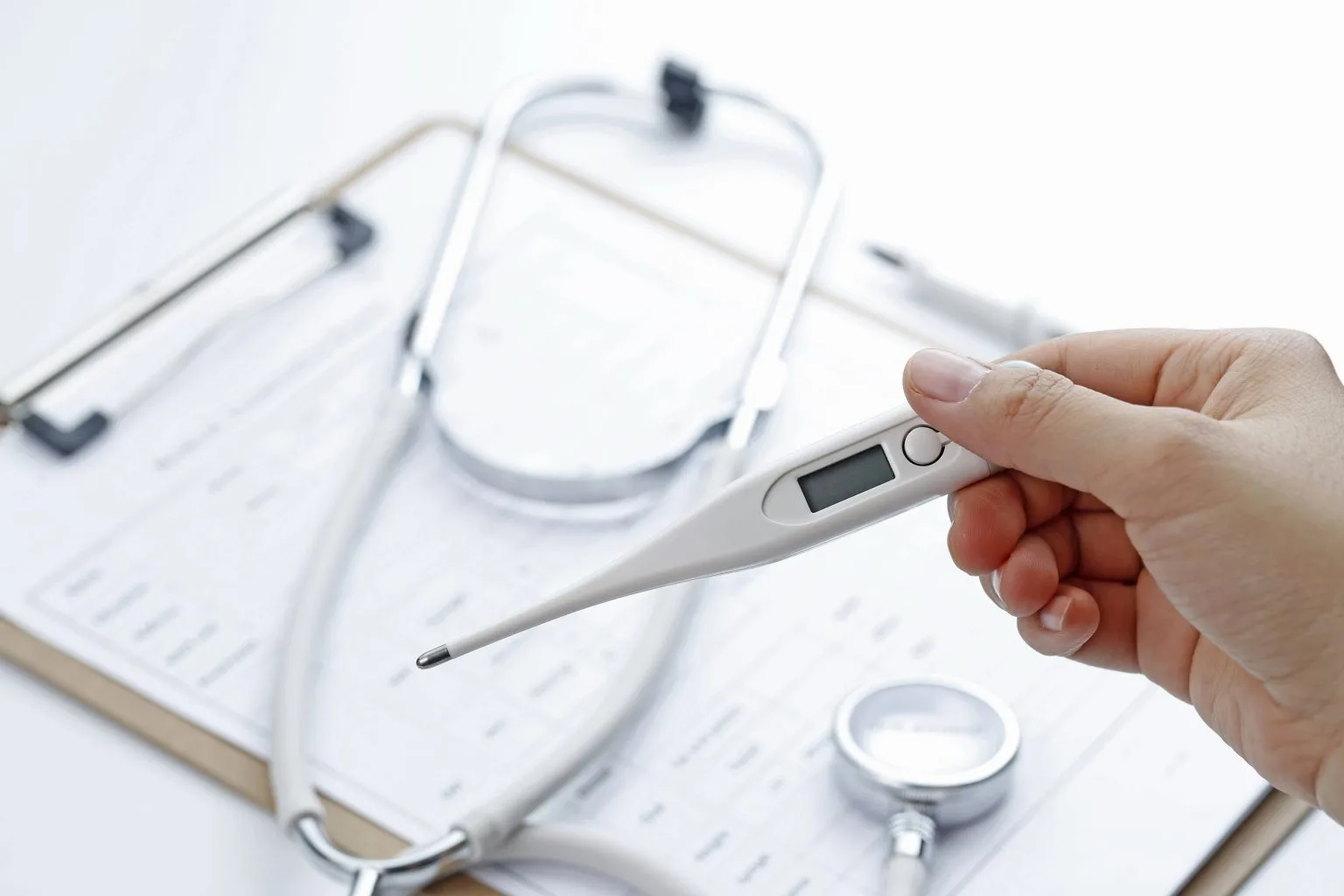 👩‍⚕️ Проветривать и дезинфицировать: что делать, если кто-то из домашних заболел гриппом