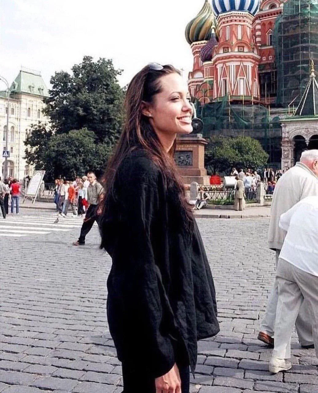 📸 Небольшая фотоподборка мировых знаменитостей, которые побывали на Красной Площади

Всех узнали?

