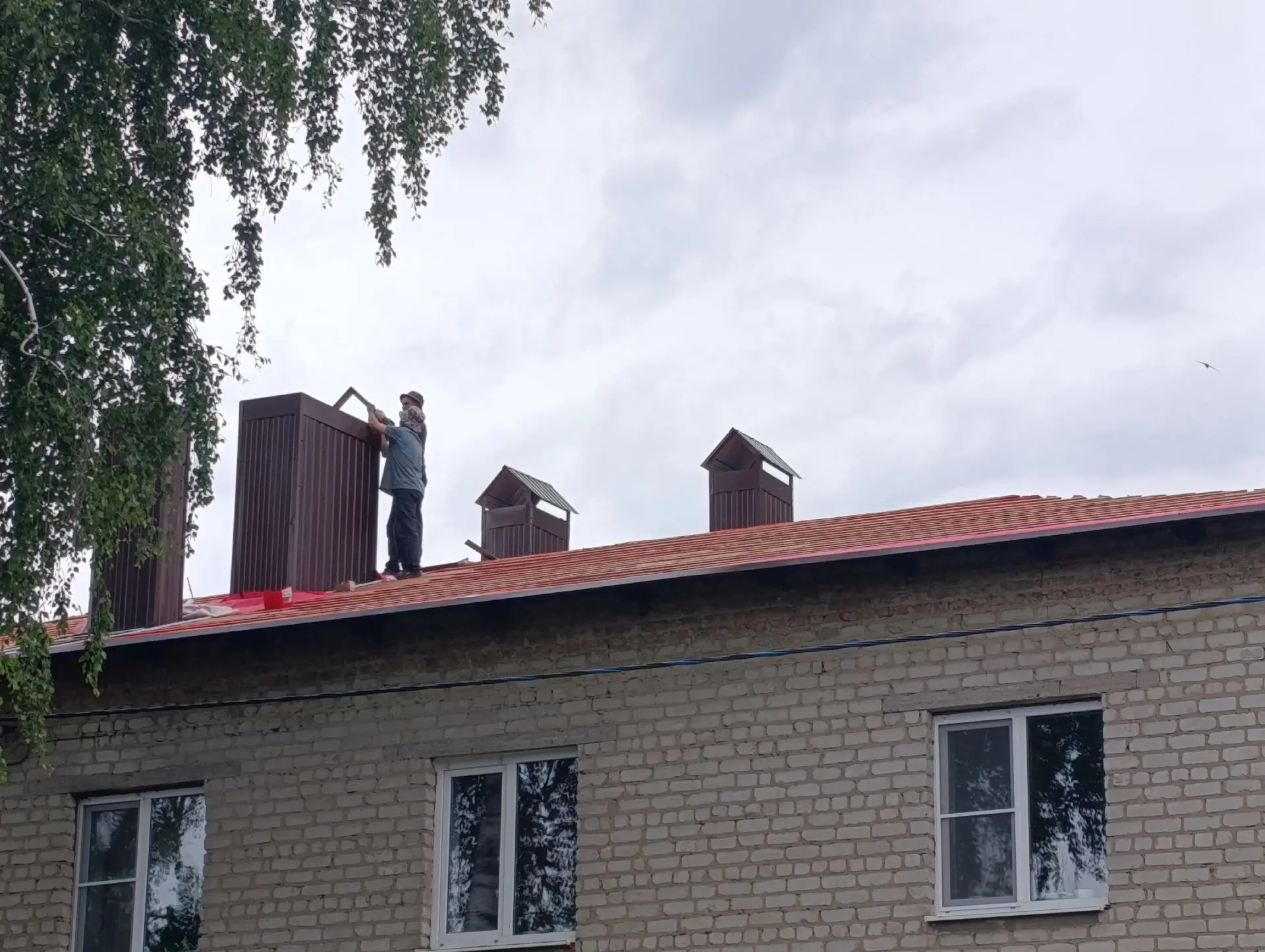 В Щиграх продолжается реализация программы капитального ремонта многоквартирных домов. ...