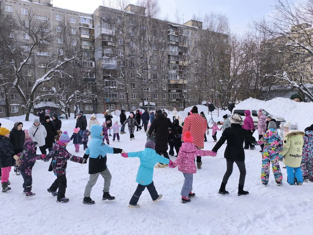На улице Фруктовая прошёл весёлый праздник Масленицы! 🎉 Домоуправляющая компания Нижегородского райо